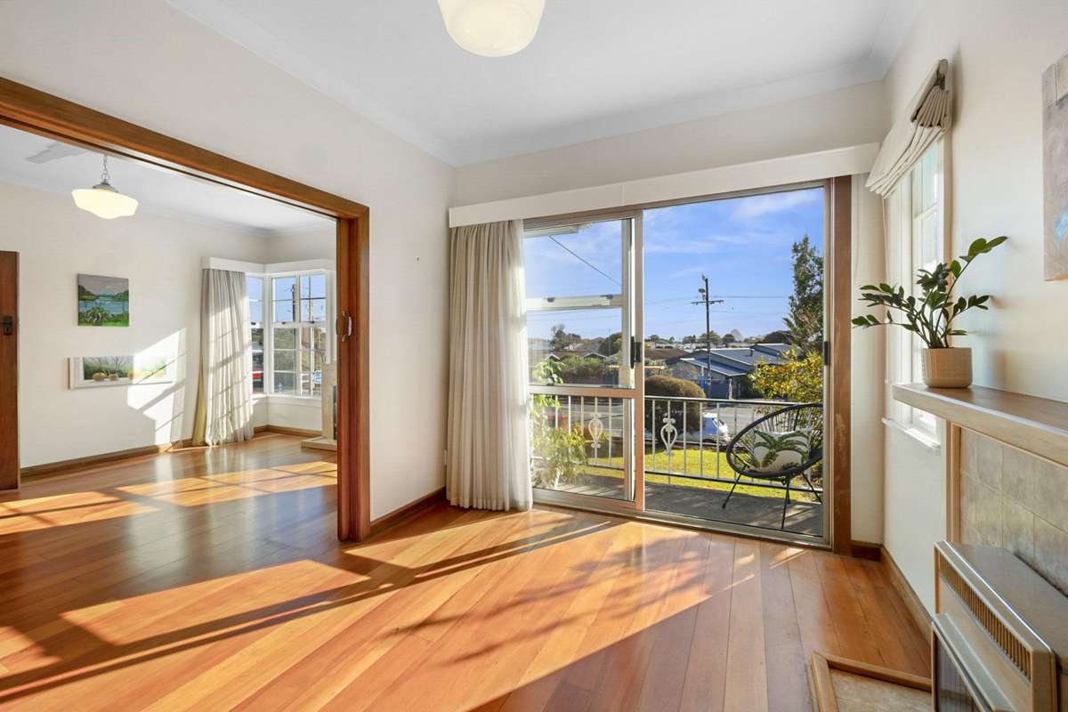 197 Tukapa Street_2