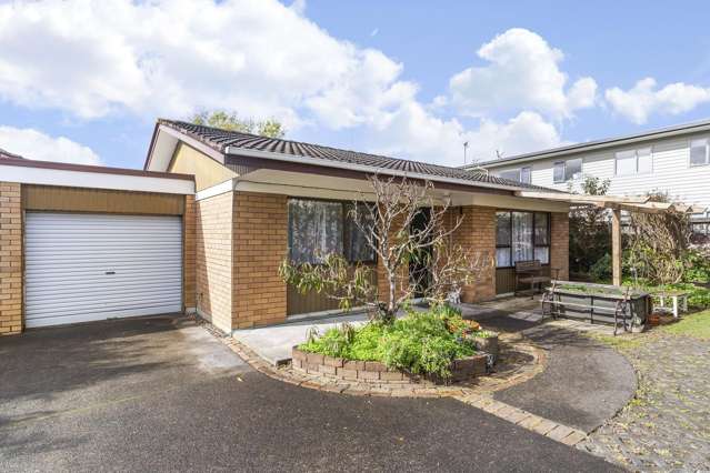 MUST BE SOLD - Present all offers!