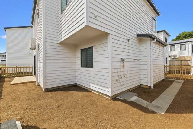 4/68 Maplesden Drive Clendon Park_3